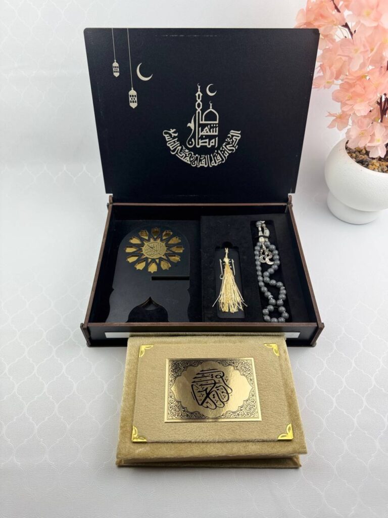 توزيعات فاخرة من الأكريليك والخشب لكل المناسبات هدايا وتصاميم مخصصة 3 بوكس المصحف