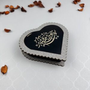 photo 6015067544928062468 y